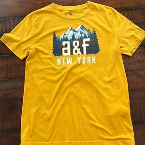 NWOT Abercrombie Shirt